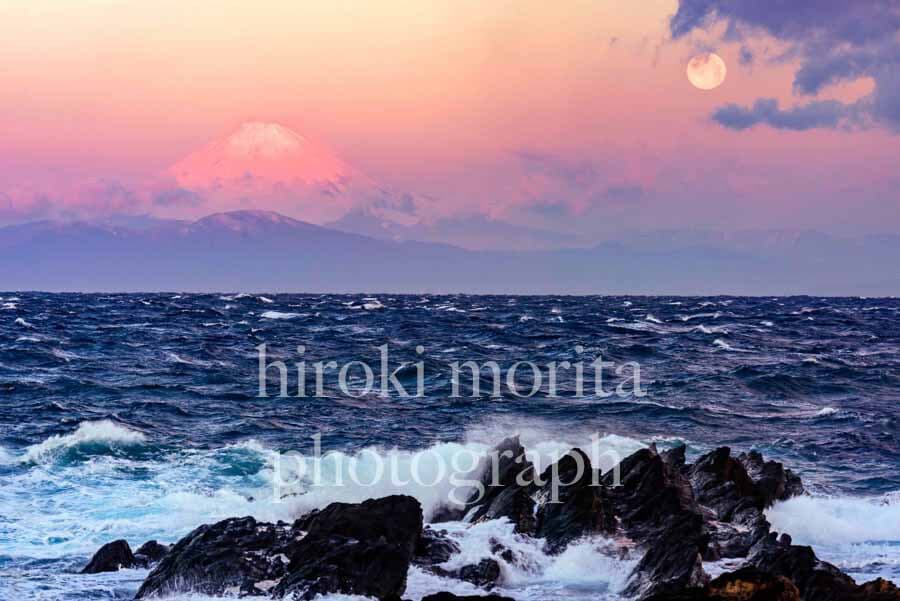 満月の朝　富士山