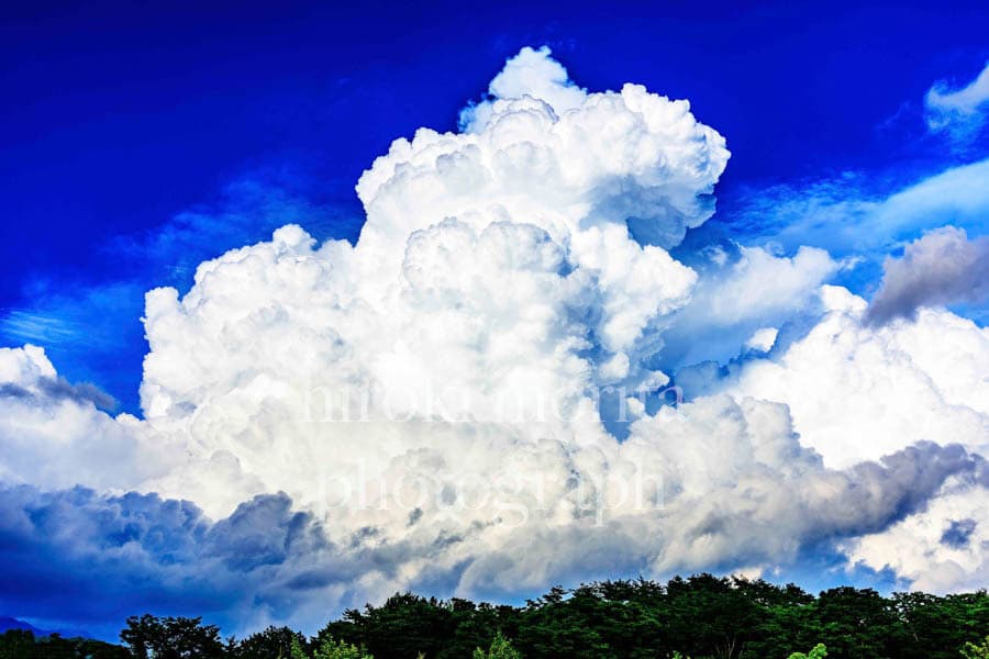 山梨県　入道雲